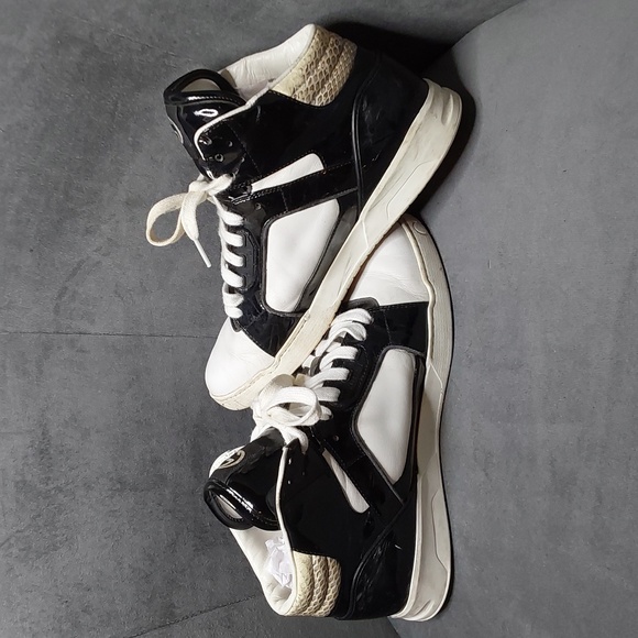 Gucci Limited edition interlocking GG with snakeskin size 6G(7-7.5) - Picture 2 of 9